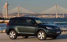 Toyota RAV4 - 2006