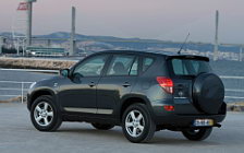 Toyota RAV4 - 2006