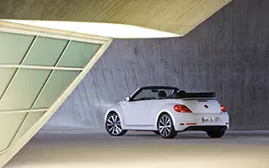 Cars wallpapers Volkswagen Beetle Cabriolet R-Line - 2012