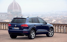 Cars wallpapers Volkswagen Touareg V6 TDI BlueMotion - 2010